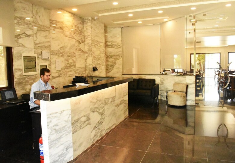 Seaview Hotel By Hansa