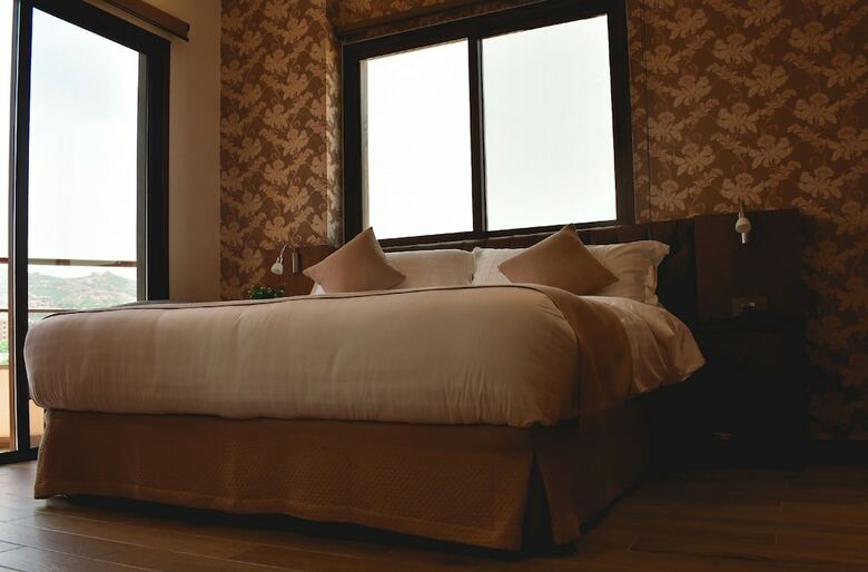 Seaview Hotel By Hansa