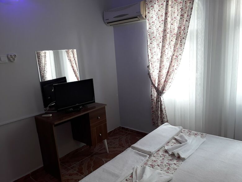 Shadow Hotel