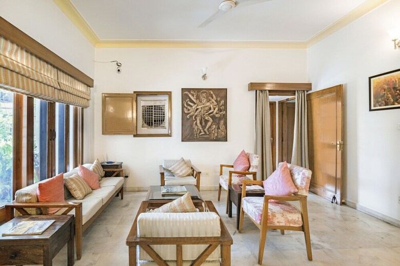 Hotel Girisadan Homestay