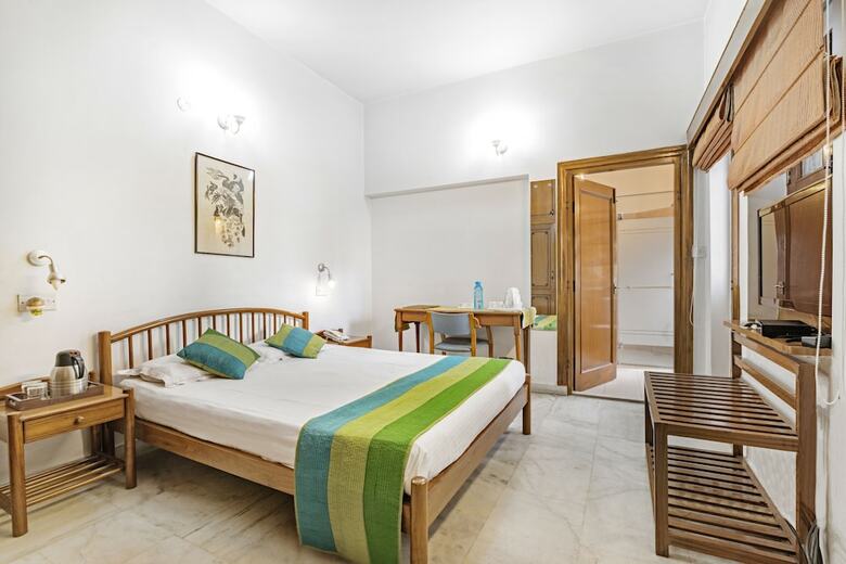 Hotel Girisadan Homestay
