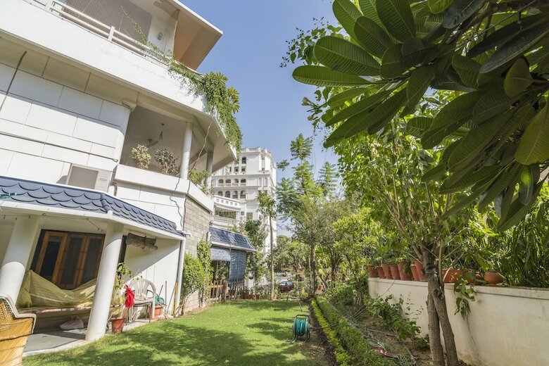 Hotel Girisadan Homestay