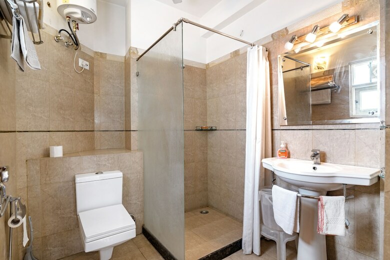 Hotel Girisadan Homestay