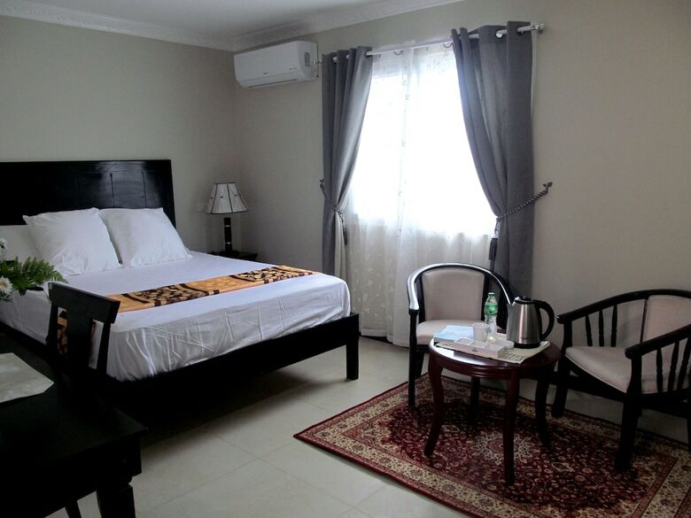 Hotel Venezia Suites