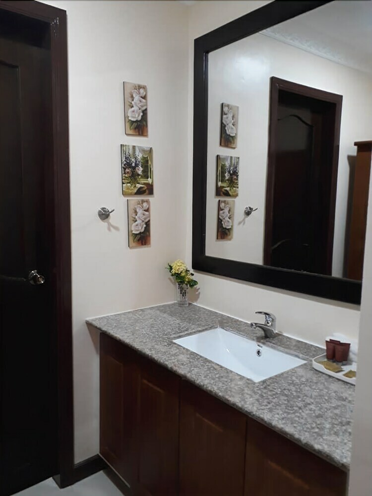 Hotel Venezia Suites