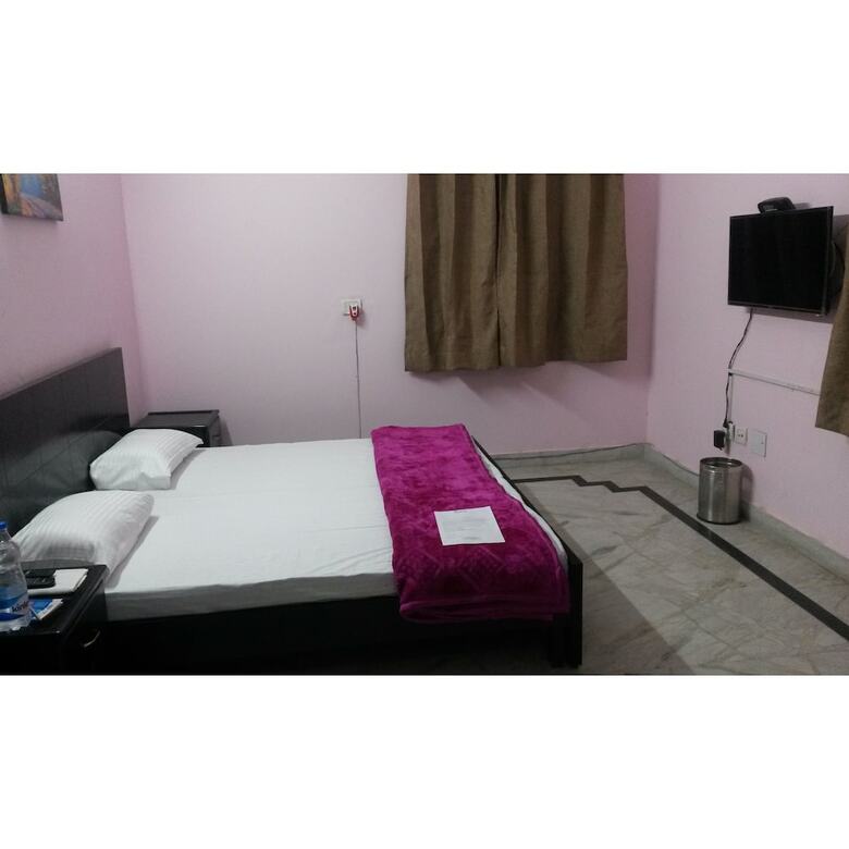 Hotel Aman Inn