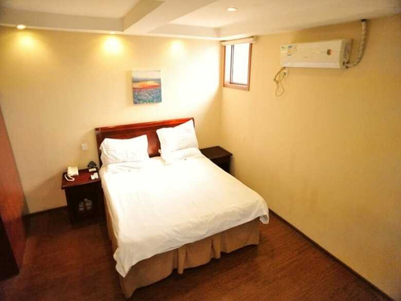 Greentree Inn  Zhenjiang Dashikou Express Hotel