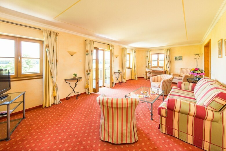 Hotel Und Landgasthof Altwirt