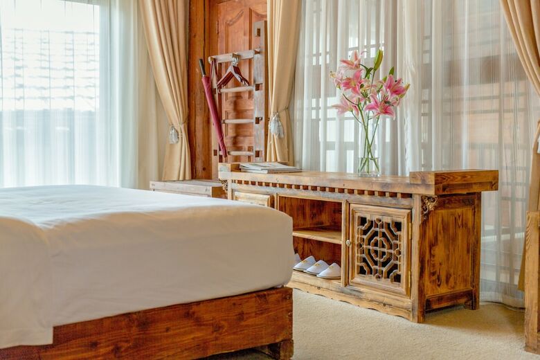 Shangrila E-outfutting Boutique Hotel