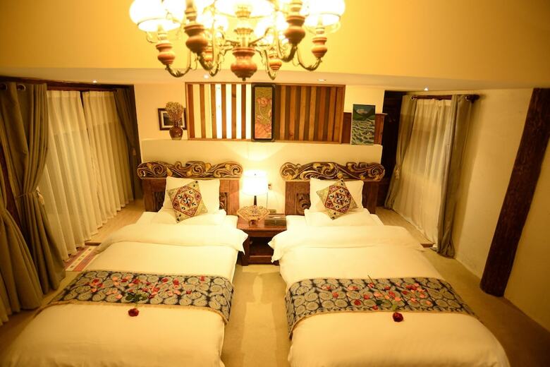 Shangrila E-outfutting Boutique Hotel