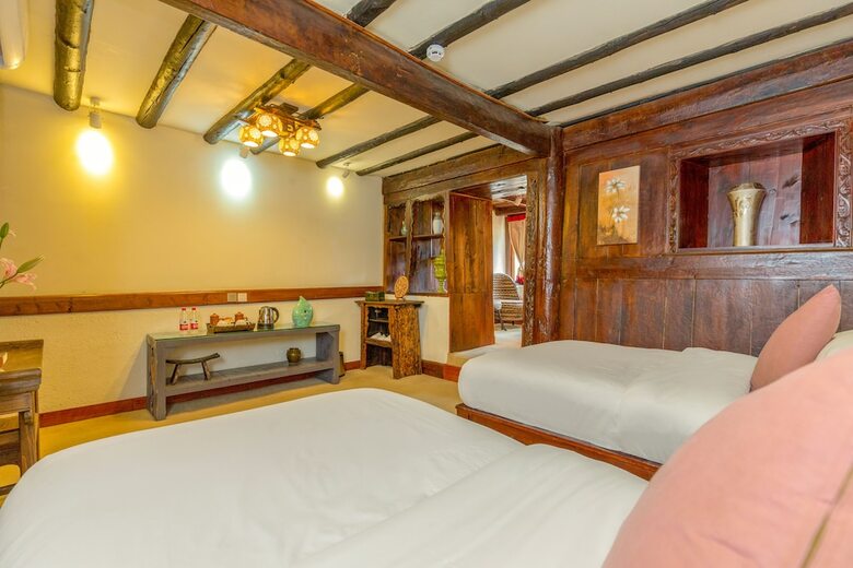 Shangrila E-outfutting Boutique Hotel