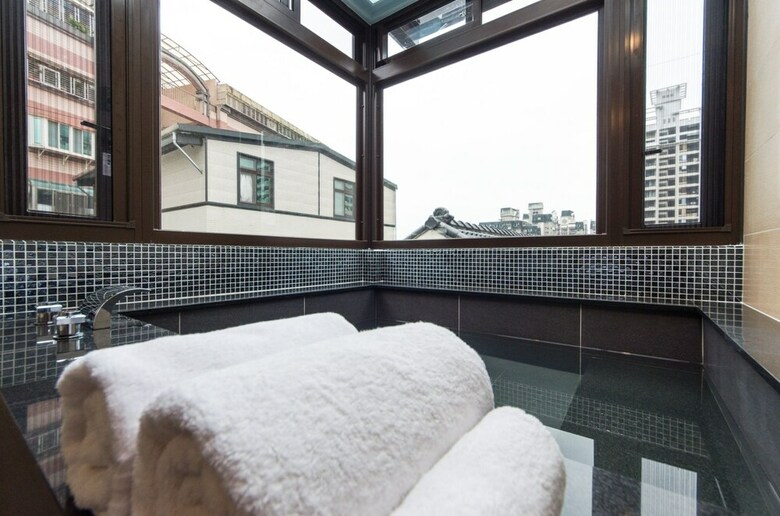 Bed & Breakfast Aijia