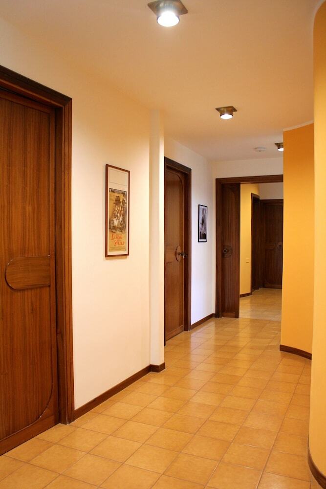 Hotel Gli Artisti Guest Rooms