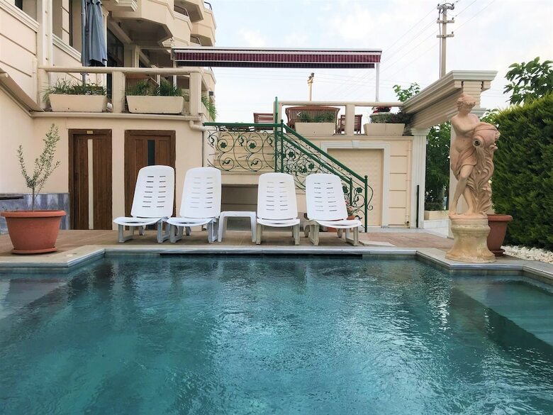 Lord Hotel