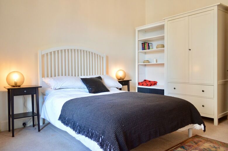 Apartamentos 2 Bedroom Morningside Flat