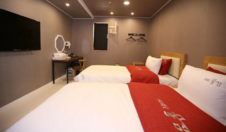 Hotel Ggulzam