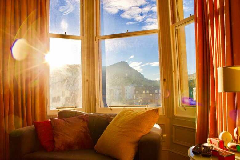 1 Bedroom Apartment In Edinburgh