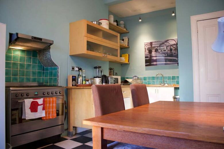 1 Bedroom Apartment In Edinburgh