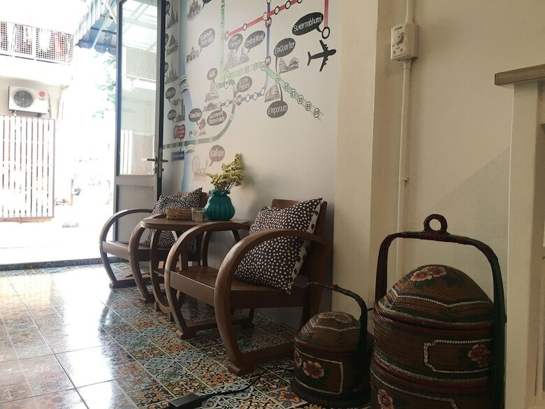 Hostal Bangkok Sanookdee - Adults Only