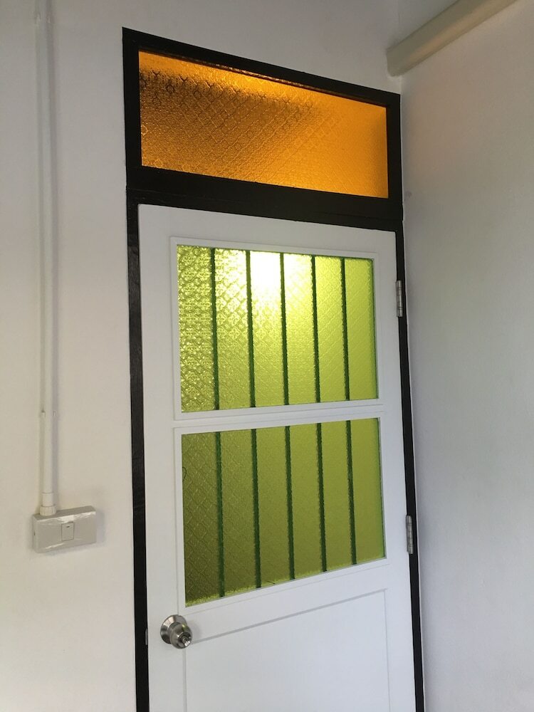 Hostal Bangkok Sanookdee - Adults Only
