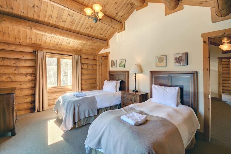 Chalet Apache