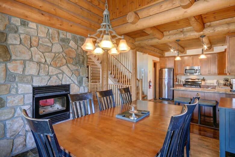 Chalet Apache