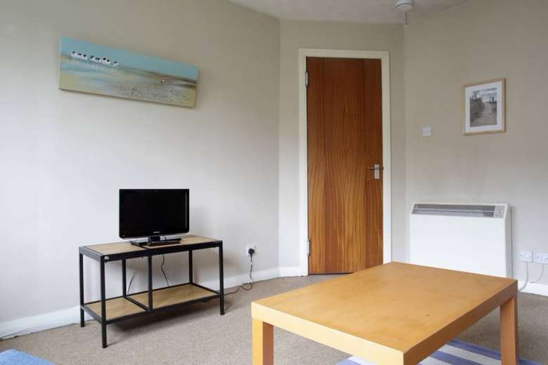 1 Bedroom Apartment By The Meadows
