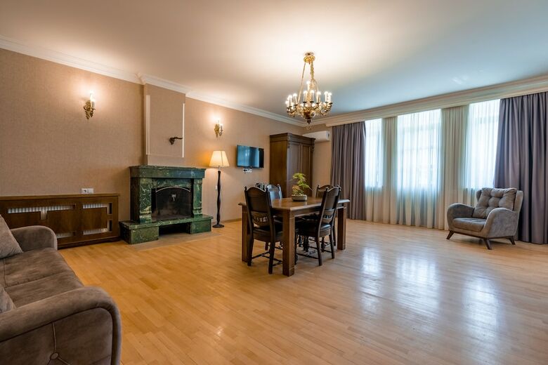 Hotel Imperial House