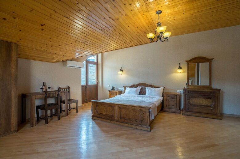 Hotel Imperial House