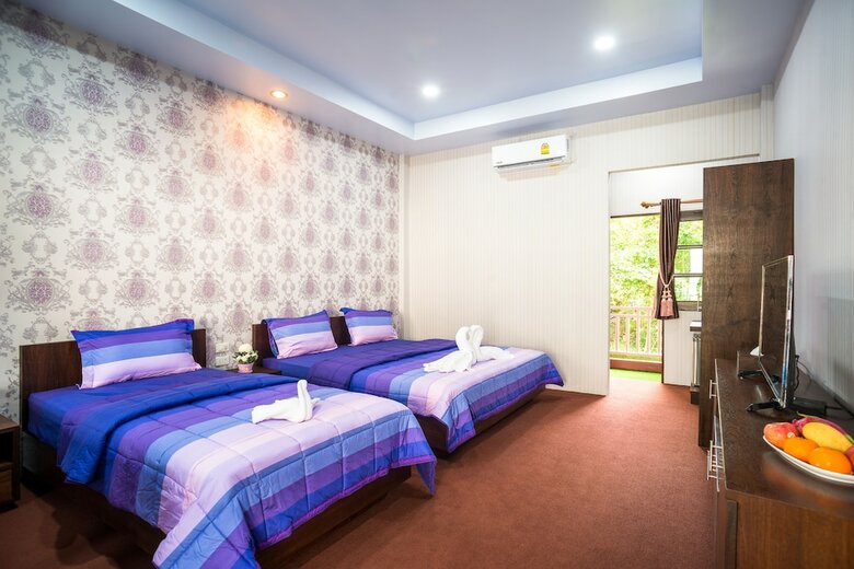 Oyo 927 Samui Platinum Hotel