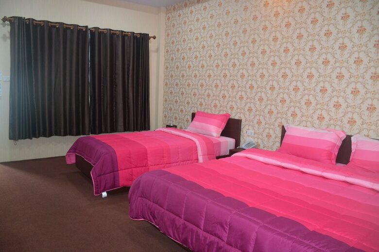 Oyo 927 Samui Platinum Hotel