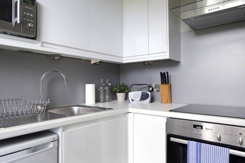 1 Bedroom Apartment In Edinburgh