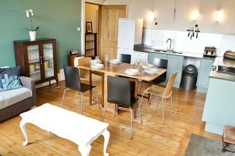 Apartamentos Central 3 Bedroom Flat