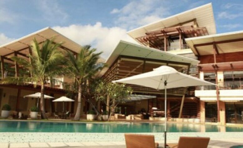 Dr. Calayan's Luxury 2br Condo @pico de Loro