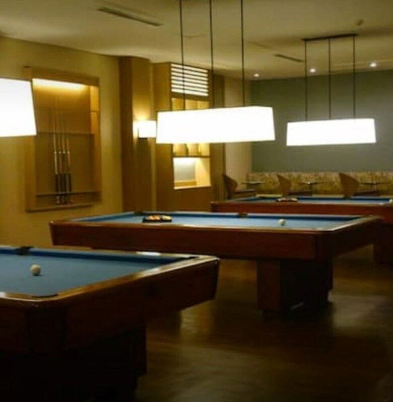 Dr. Calayan's Luxury 2br Condo @pico de Loro