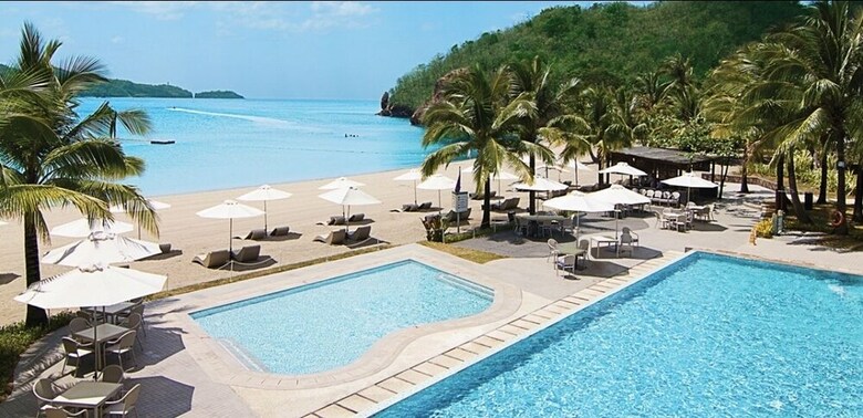 Dr. Calayan's Luxury 2br Condo @pico de Loro