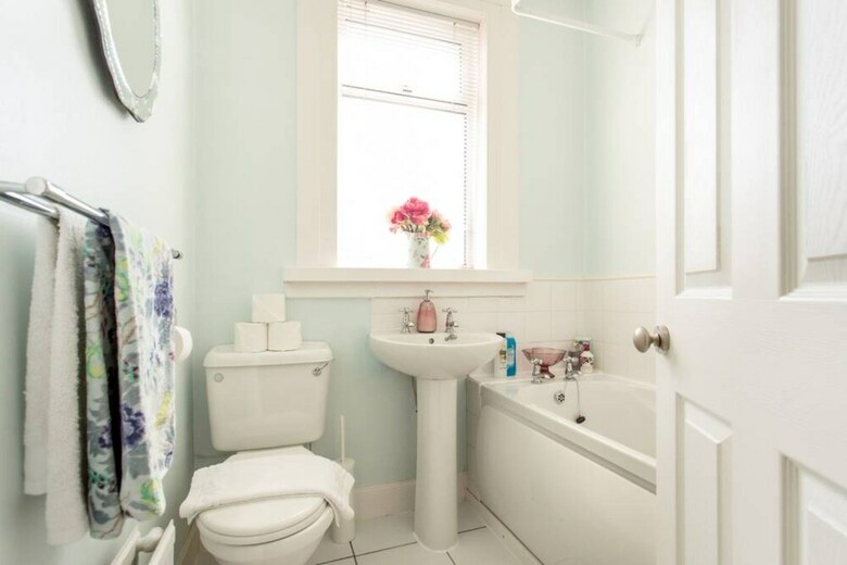 Apartamentos 2 Bedroom Flat With Garden