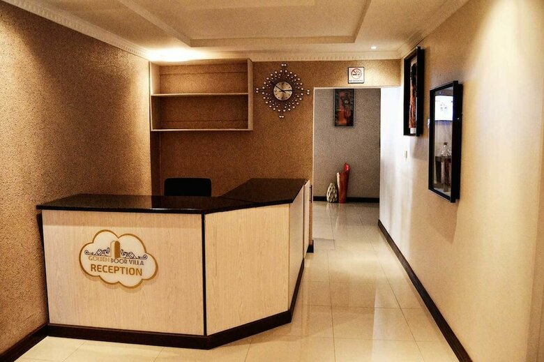 Bed & Breakfast Golden Door Villa