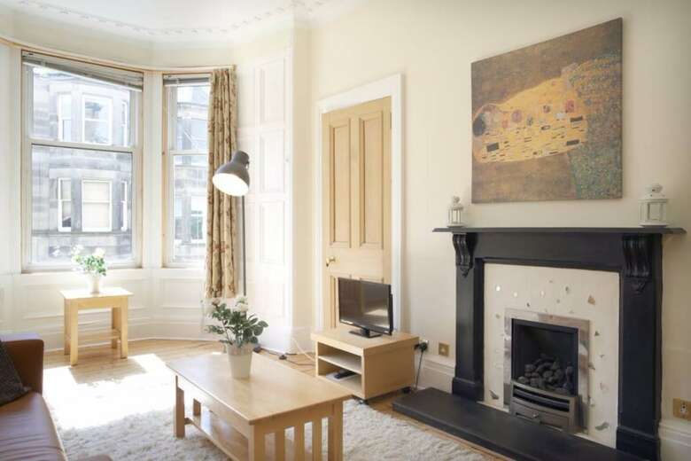 1 Bedroom Apartment In Bruntsfield