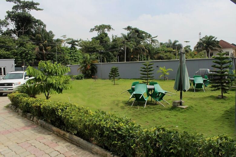 Axor Hotels And Suites