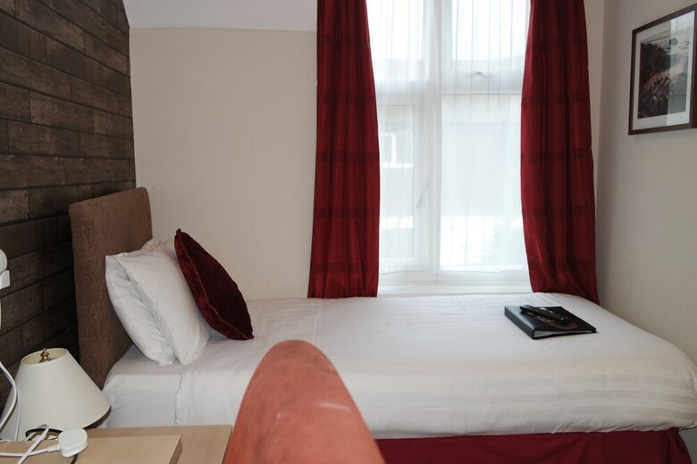 Gable End Hotel