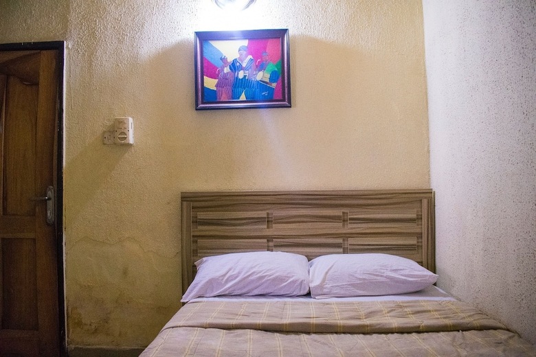 Moye Hotel Sagamu