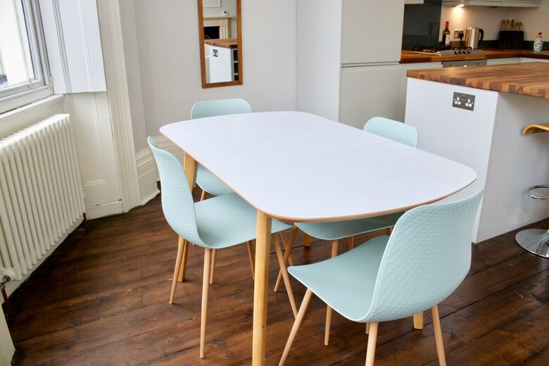 Central Brighton Apartment