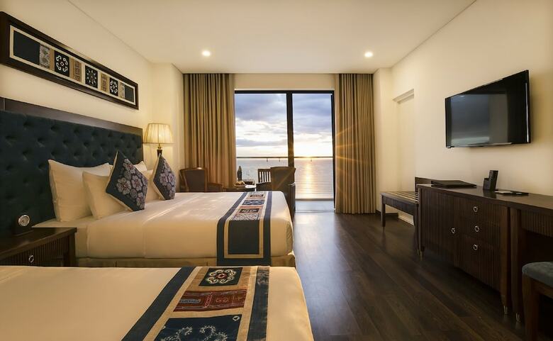 Balcona Hotel Da Nang