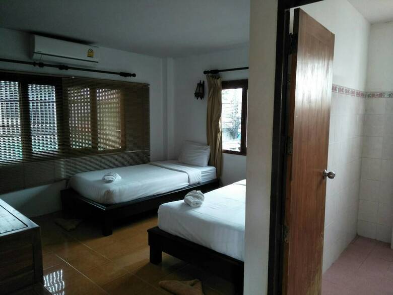 Holiday Park Hotel