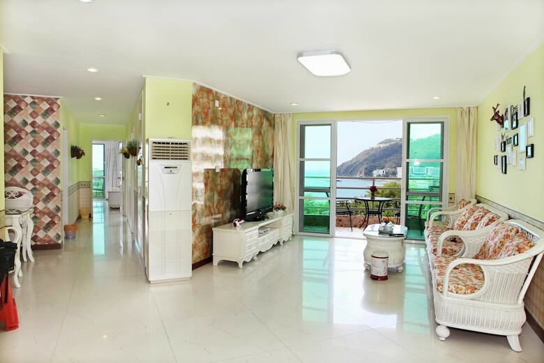San Yan Blue Harbor Apartment