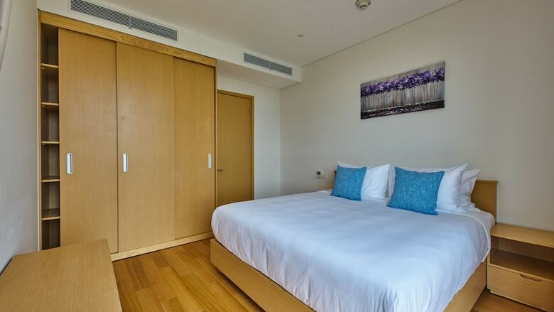 Vacation Homes Ocean Apartment