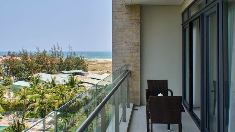 Vacation Homes Ocean Apartment