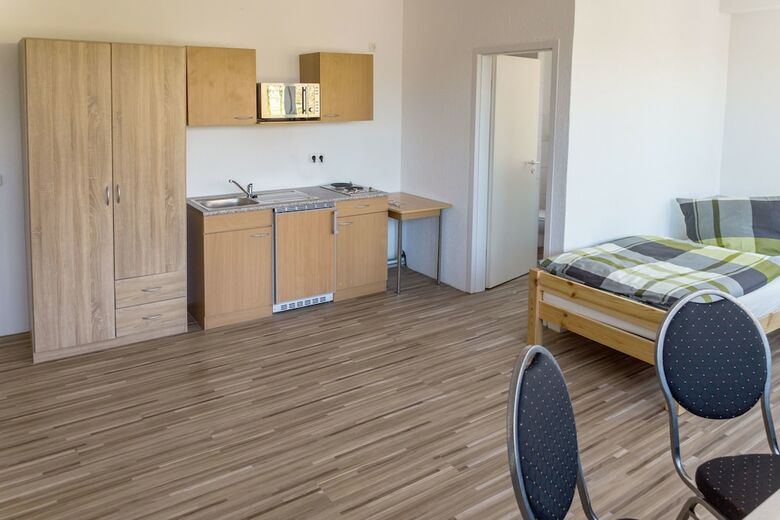 Hostal Bhq - Boardinghouse Quickborn