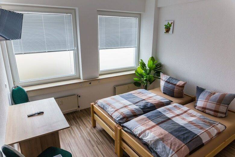 Hostal Bhq - Boardinghouse Quickborn